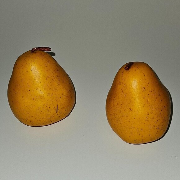 4 Pieces Fake Faux Decorative Fruit Lot Oranges Pears Realistic Life Size - Picture 5 of 15
